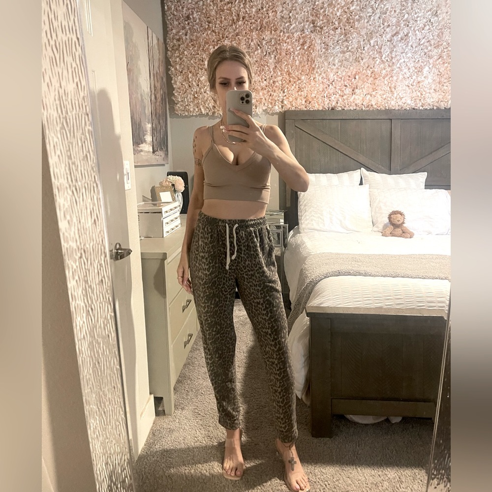 Cheetah joggers